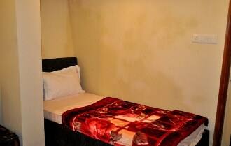 Hotel Dreamland, Darjeeling 3